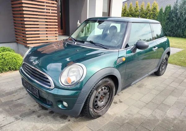 mini wielkopolskie MINI ONE cena 8000 przebieg: 209500, rok produkcji 2010 z Leszno